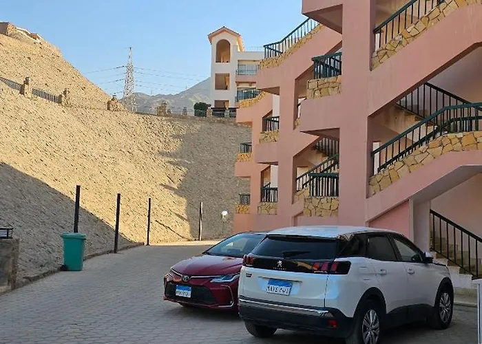 Apartment Mina House *
